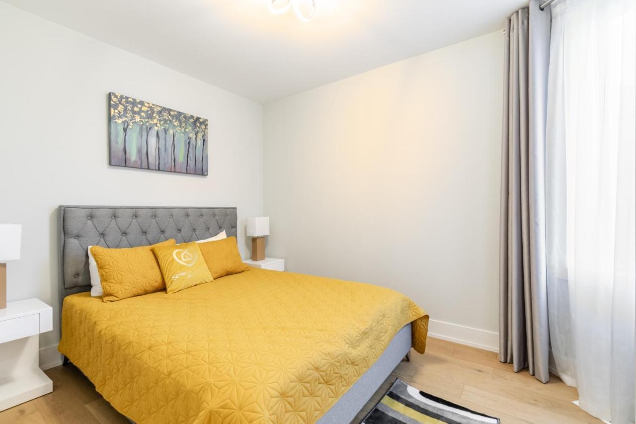 Fancy Downtown House With Hot Tub & Bbq By Globalstay Toronto Bagian luar foto