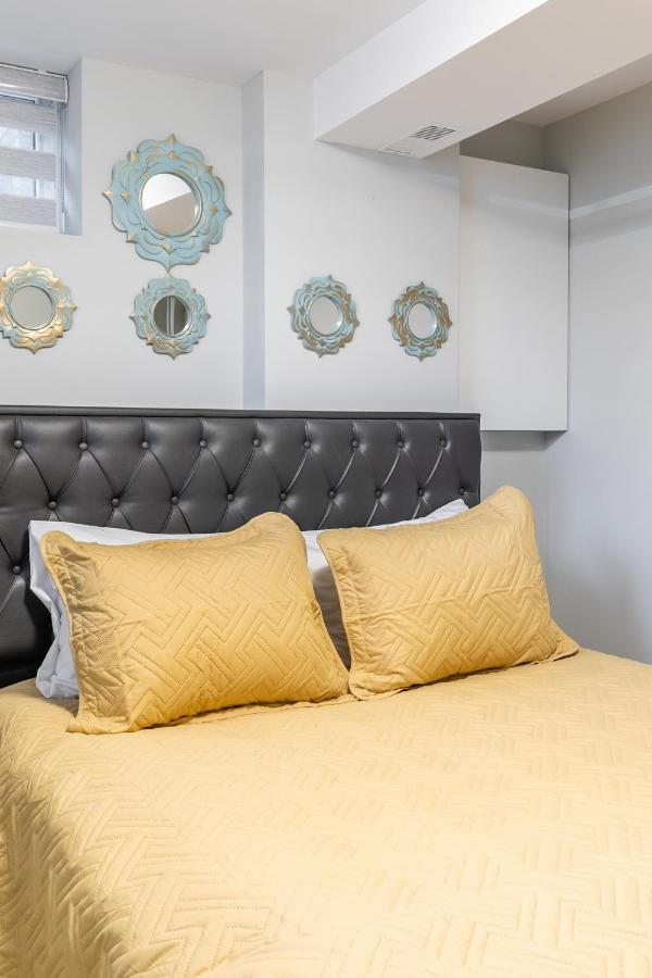Fancy Downtown House With Hot Tub & Bbq By Globalstay Toronto Bagian luar foto