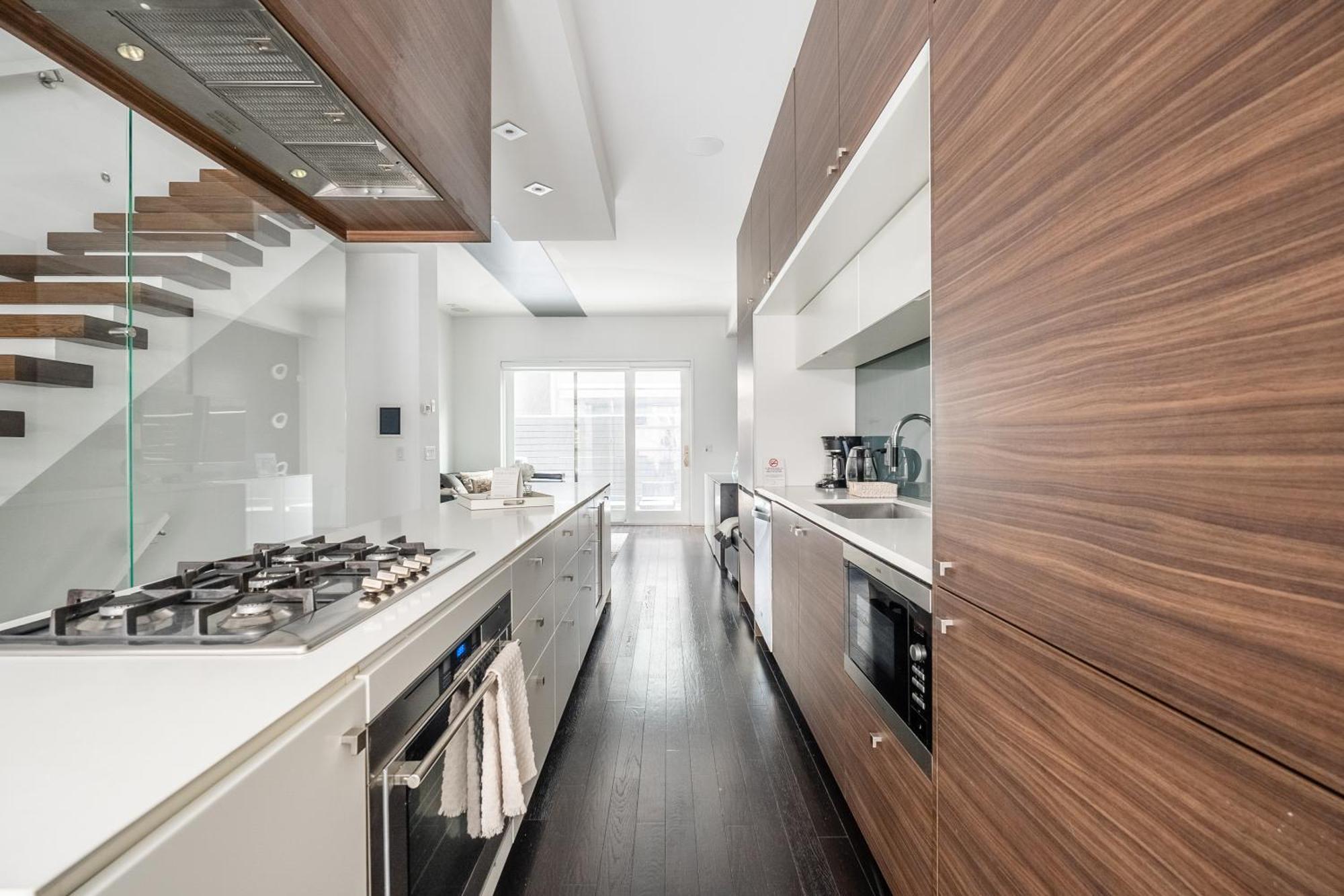 Fancy Downtown House With Hot Tub & Bbq By Globalstay Toronto Bagian luar foto